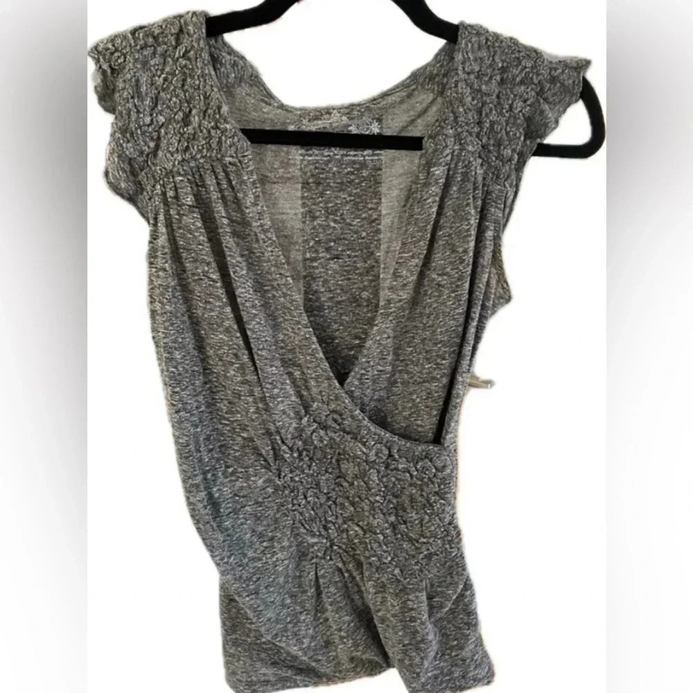 Urban Outfitters’ Women’s Cotton Blend Cap Sleeve Boho Feminine Top Gray Med EUC